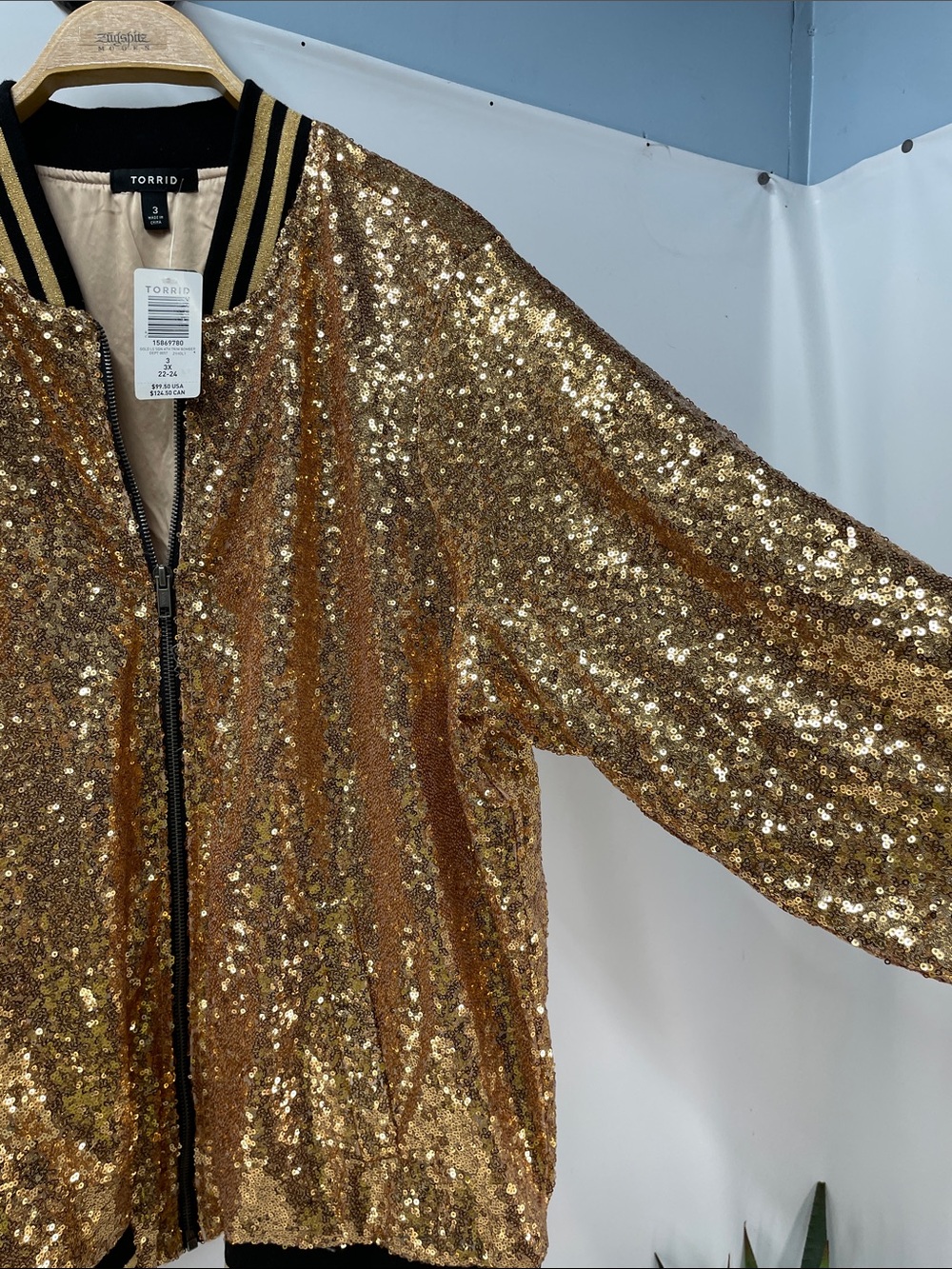 TORRID GOLD SEQUINED BOMBER JACKET FTL-04-214 - Picture 2 of 6
